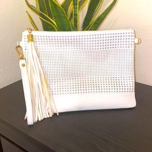 White clutch
